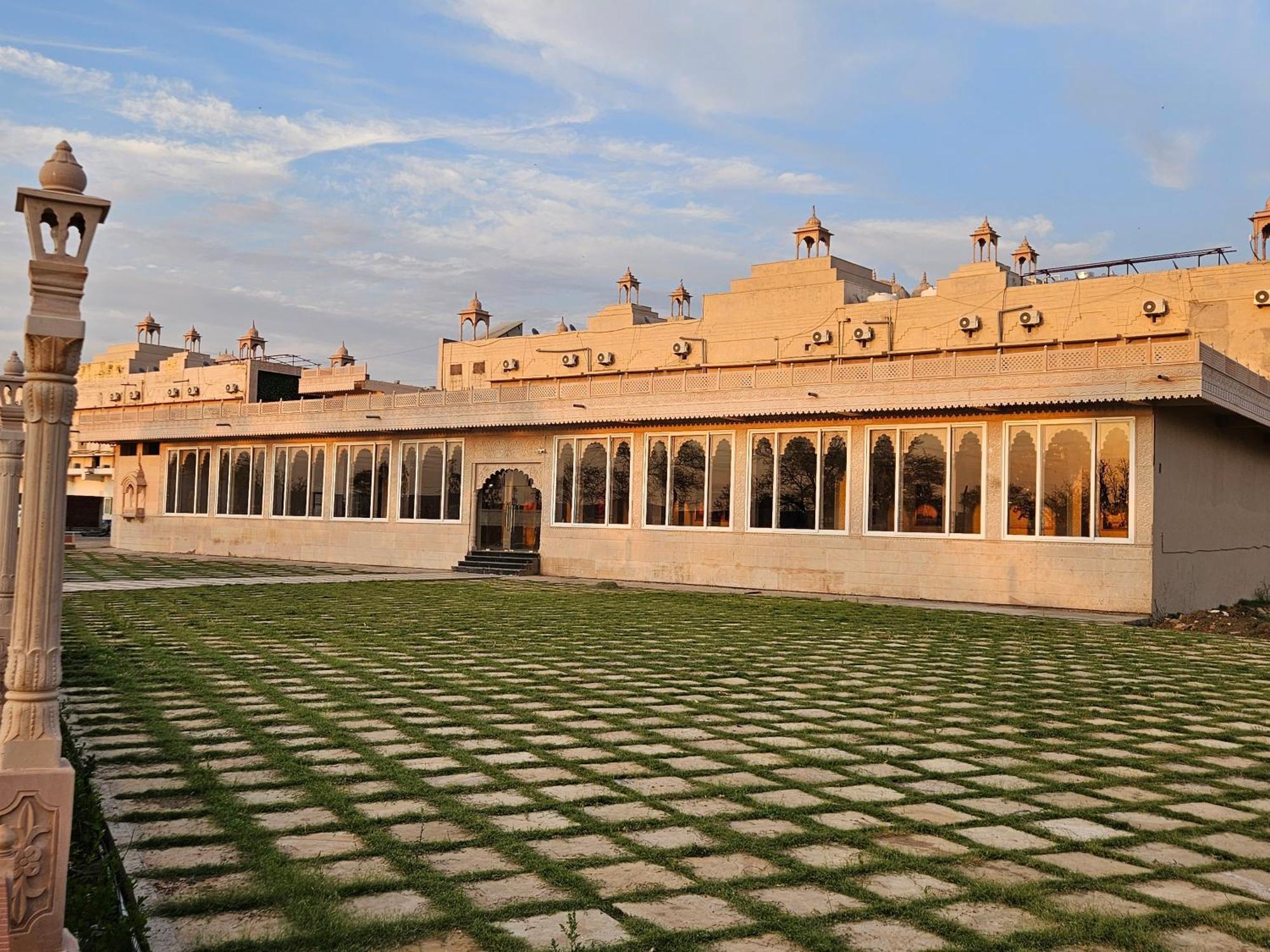 The Mewar Palace And Resort Shivpurī Exterior foto
